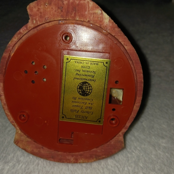 Liberty Falls Musical Bell Tower NIB - Picture 3 of 4